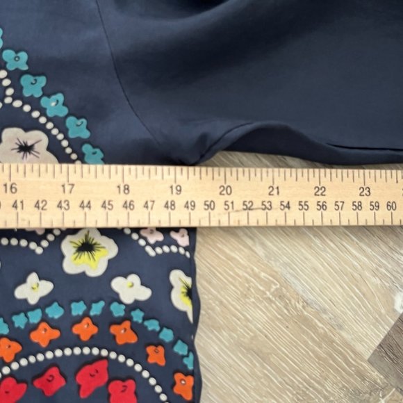 Johnny Was 100% Silk Floral Tunic Size XS - Picture 10 of 13